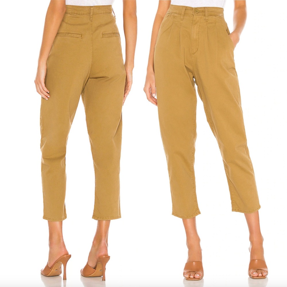 LEVI'S Pleated Balloon Leg Cropped Pants in Dull Gold Fine Twill 85791-0000